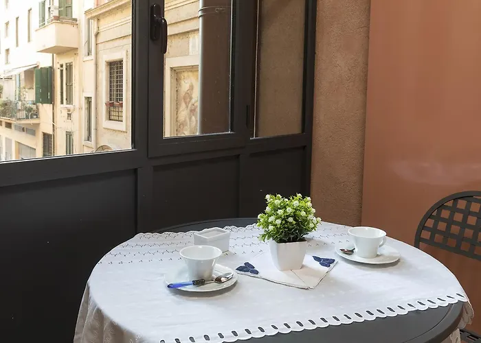 Dimora Storica Palazzo Marescalchi Belli Apartment